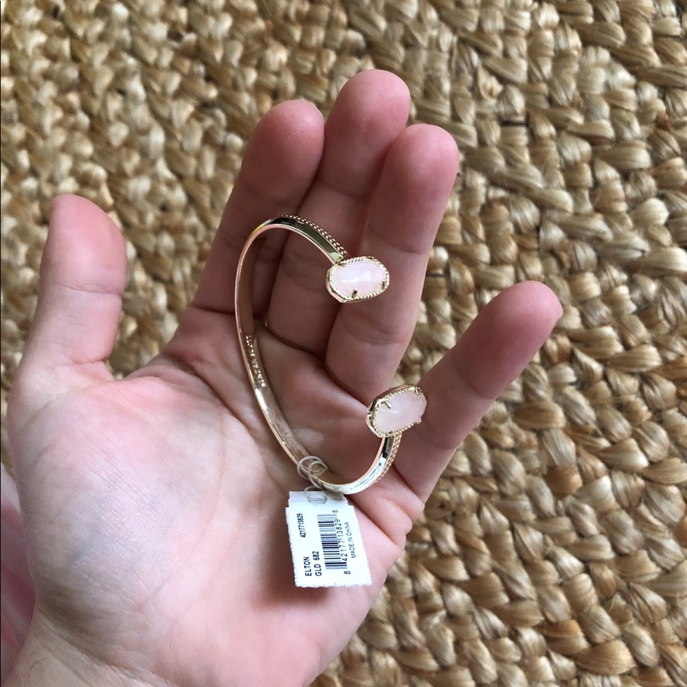 Kendra Scott bracelet